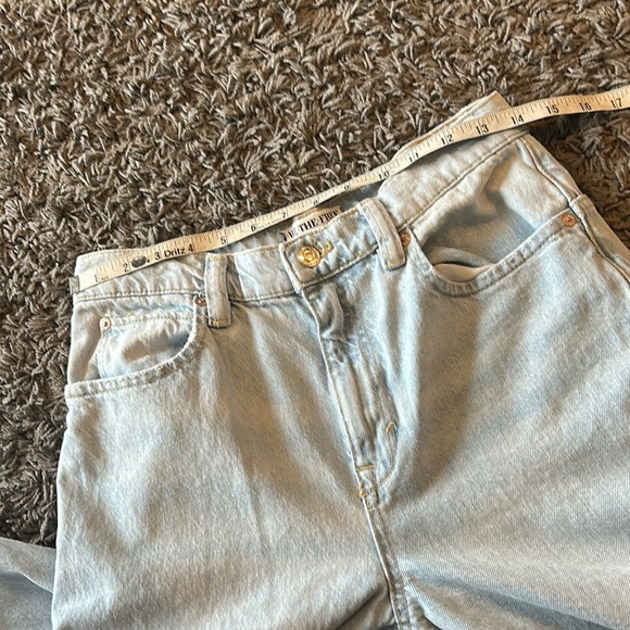 We The Free Tinsley Baggy High Rise Straight Leg Light Blue Distressed Jeans 27 - Picture 10 of 11